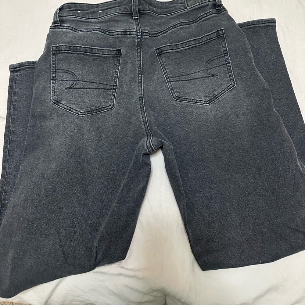 AE Mom Jean - Picture 2 of 5
